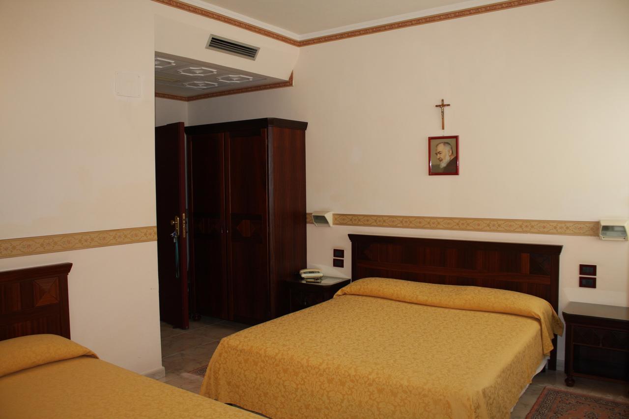 Grand Hotel Degli Angeli San Giovanni Rotondo Bagian luar foto
